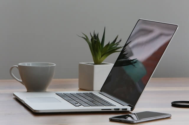 Espace de travail et informations pratiques
